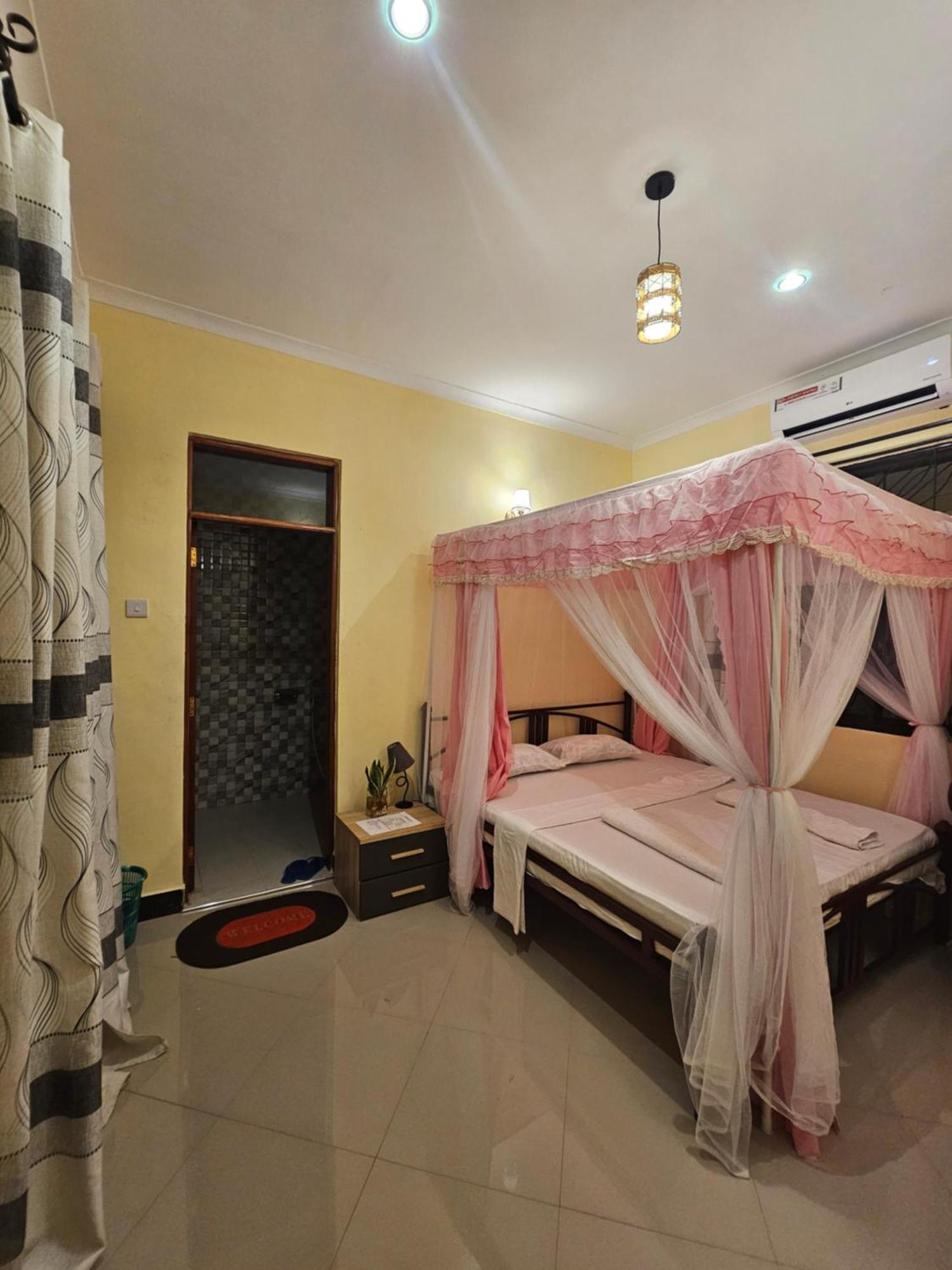 B-More Comfort Stay Boma la Ngombe Экстерьер фото