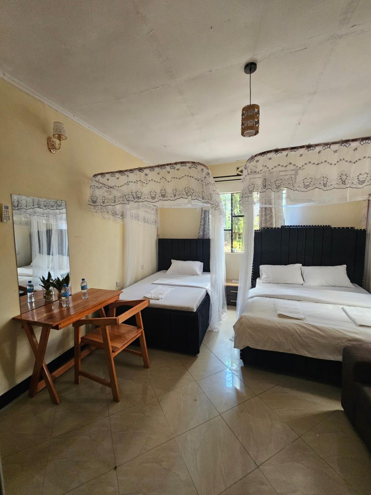 B-More Comfort Stay Boma la Ngombe Экстерьер фото